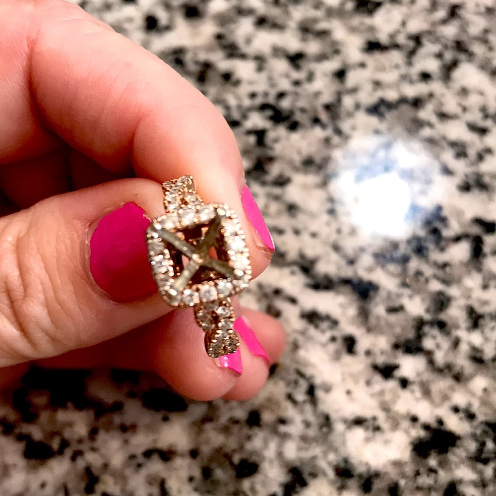 Gorgeous 14 k Rose Gold Genuine Diamond Setting. Eternity Symbol.